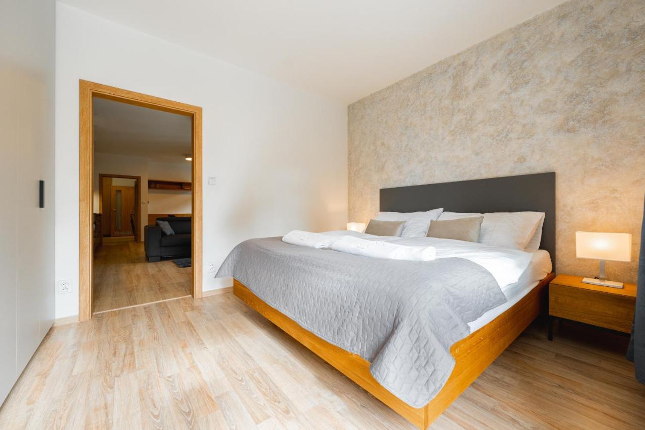Apartman U Vlka - Hubertus, Karlova Studanka Bagian luar foto